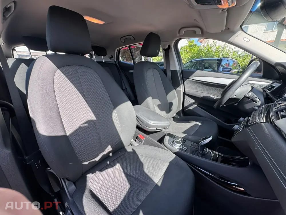 BMW X2 18 d sDrive Auto