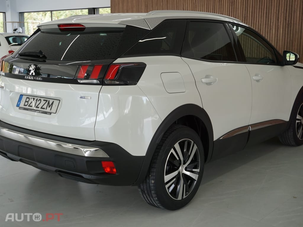 Peugeot 3008 1.2 PureTech Allure