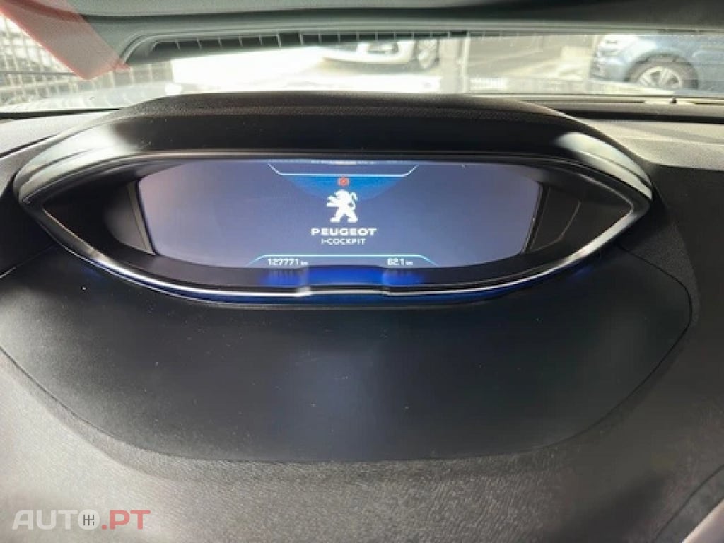 Peugeot 3008 1.5 BlueHDi Allure EAT8