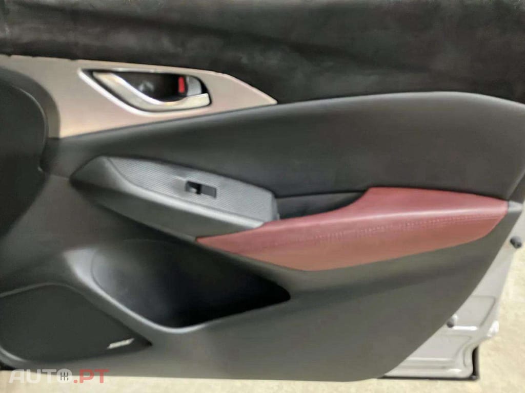 Mazda CX-3 1.5 Sky.Excellence HT Nav