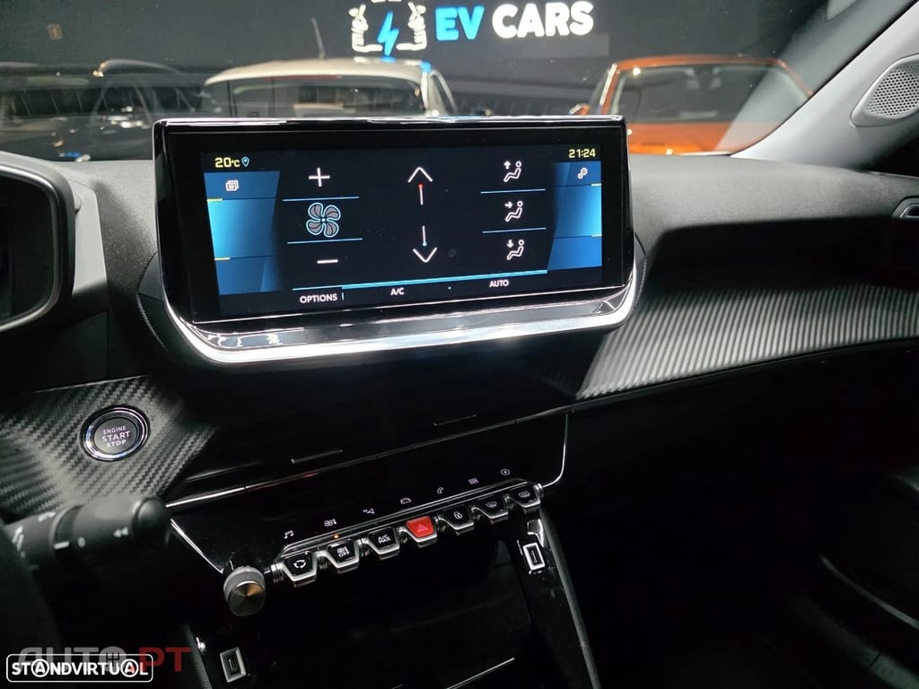 Peugeot E-2008 50 kWh Allure Pack