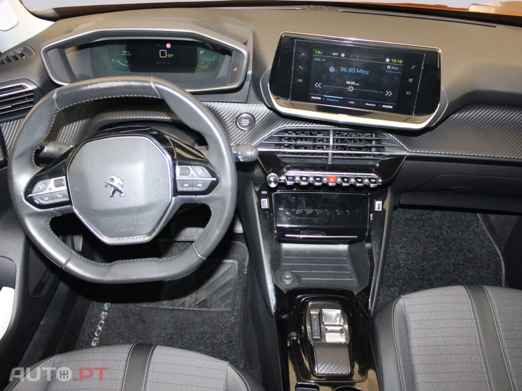 Peugeot E-2008 ALLURE PACK