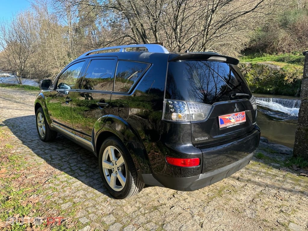 Mitsubishi Outlander 2.0 DI-D Intense 4WD