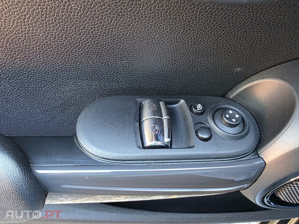 MINI Cooper One D