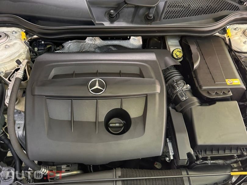 Mercedes-Benz A 180 7G-DCT Urban