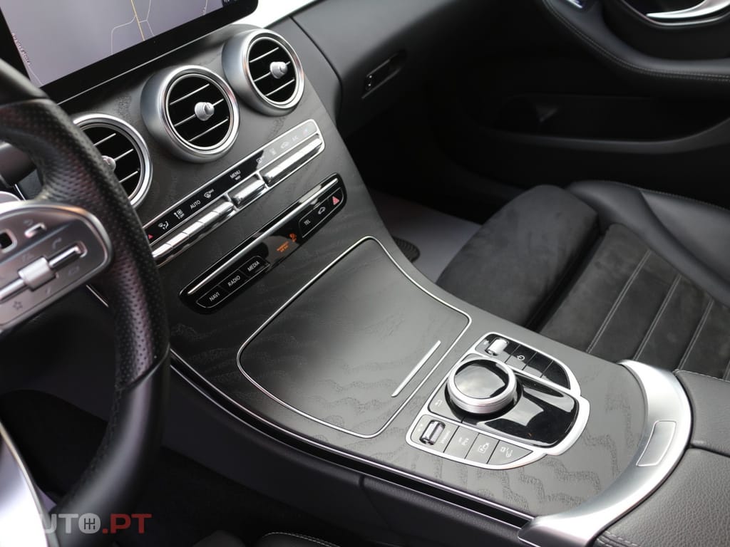 Mercedes-Benz C 300 de AMG Line