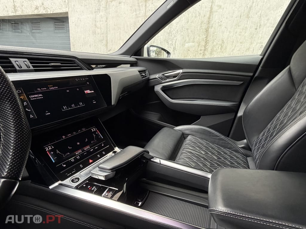 Audi E-Tron 55 quattro S line