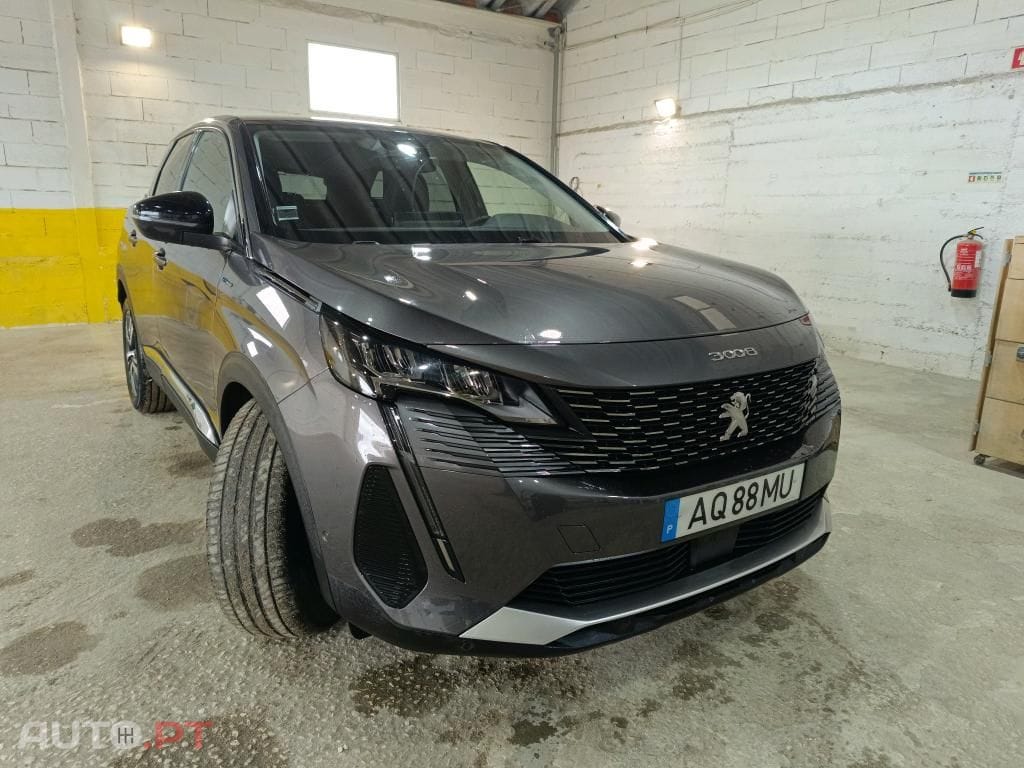 Peugeot 3008 1.6 Hybrid Allure Pack e-EAT8