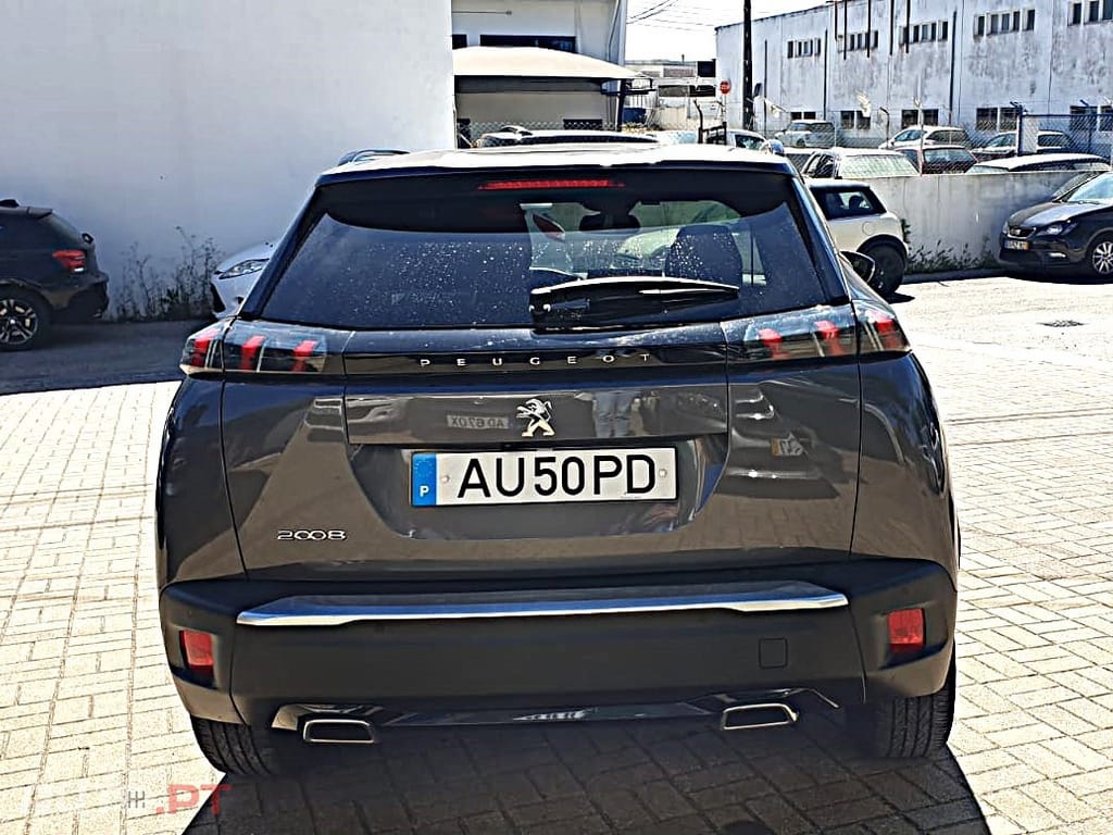 Peugeot 2008 1.2 PureTech Allure Pack EAT8