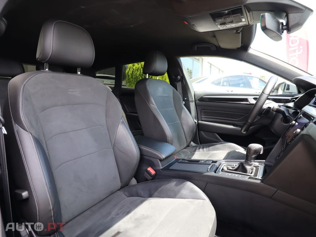 Volkswagen Arteon 2.0 TDI R-Line DSG