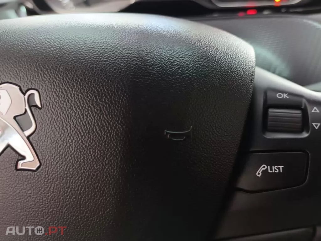 Peugeot 208 1.2 PureTech Allure