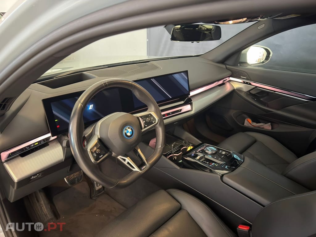 BMW i5 eDrive40 Pack Desportivo M Pro