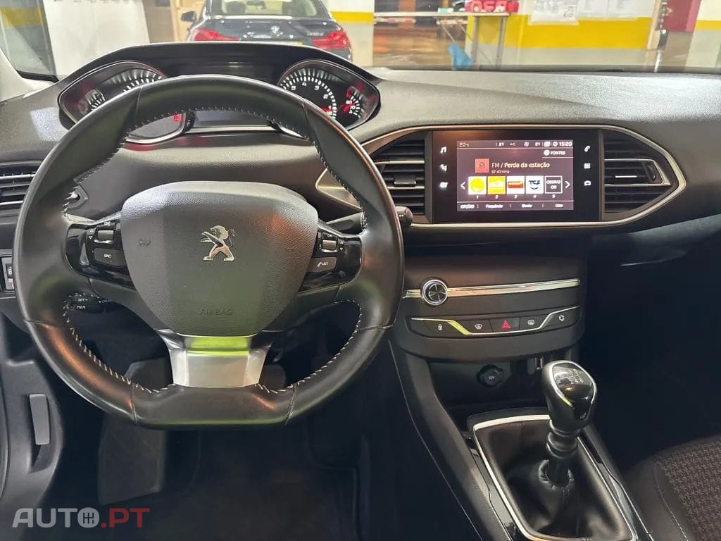 Peugeot 308 1.2 PureTech Style