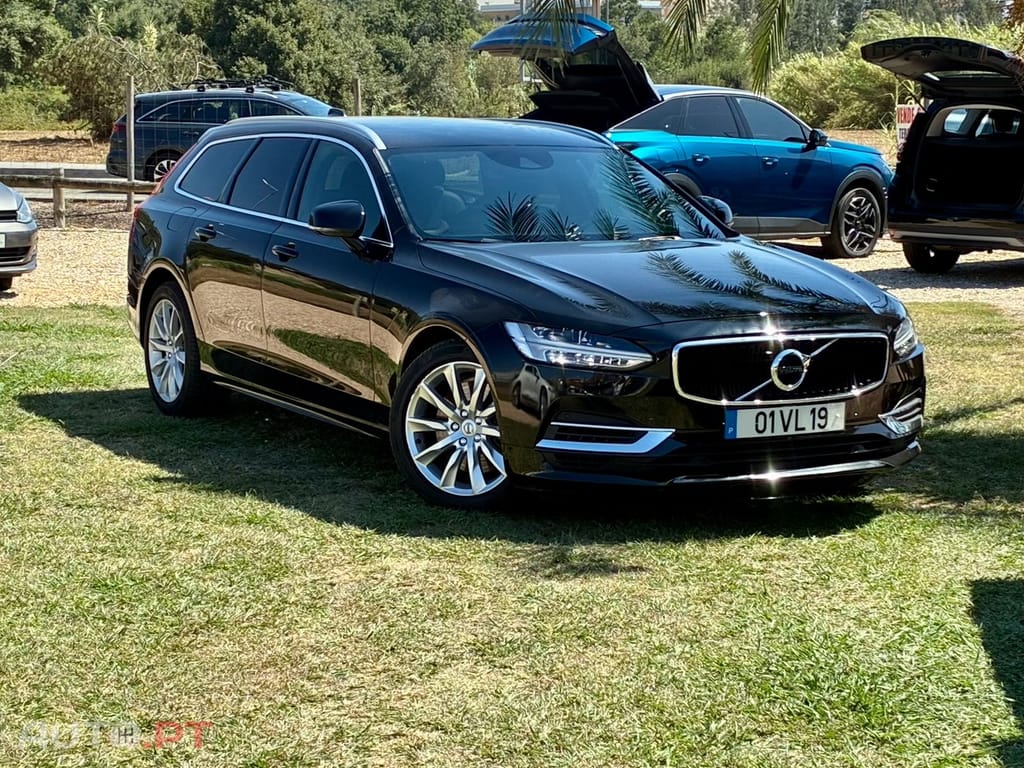 Volvo V90 2.0 T8 AWD Geartronic Orrefors Sweden