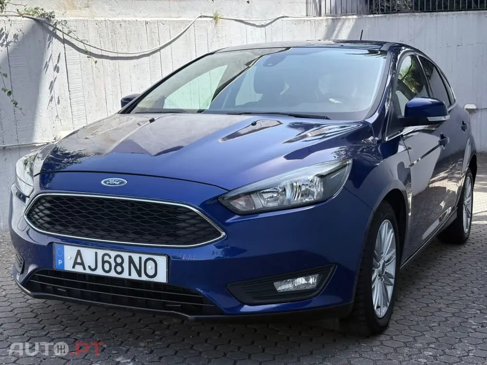 Ford Focus 1.0 EcoBoost S&S COOL&CONNECT DESIGN