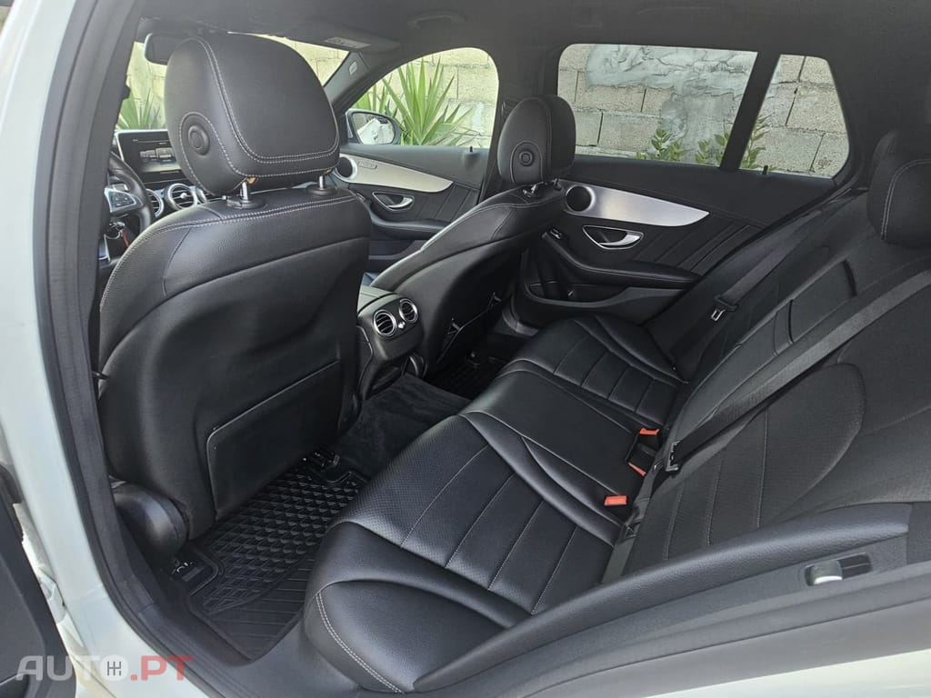 Mercedes-Benz C 250 (BlueTEC) d Station 7G-TRONIC AMG Line