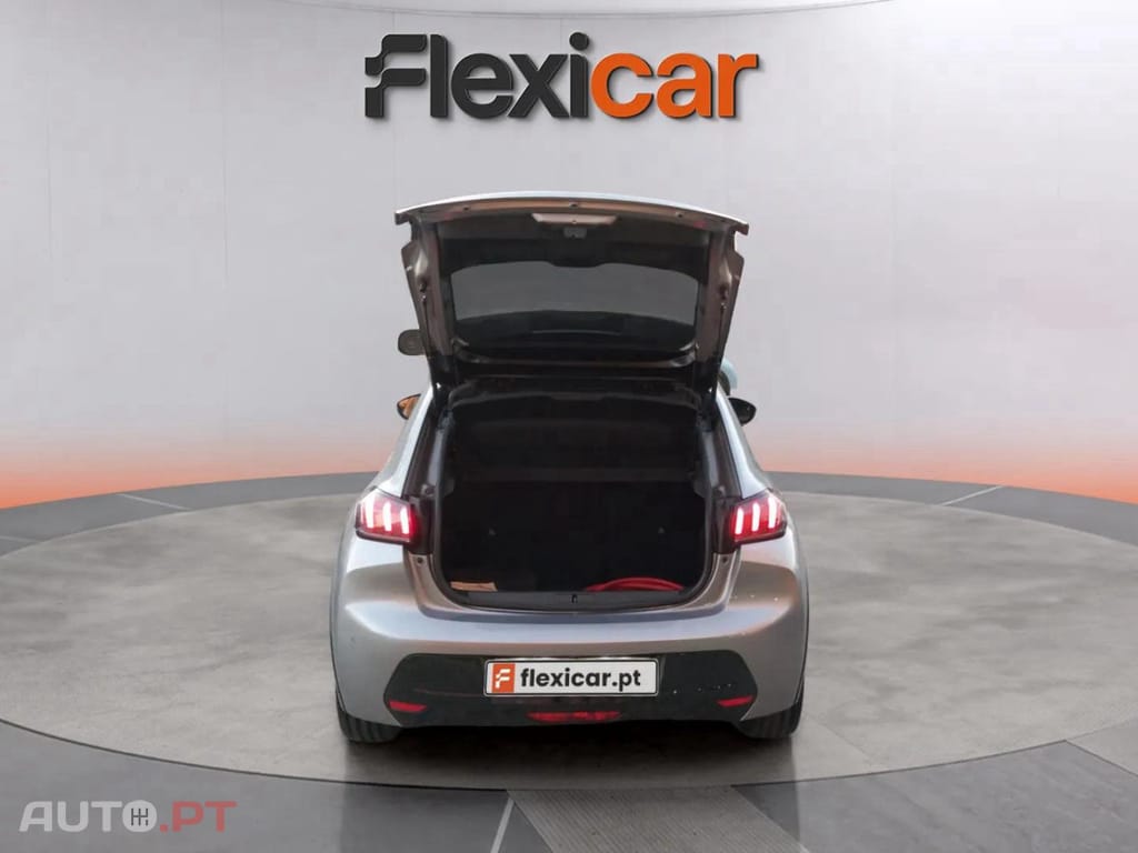 Peugeot E-208 50 kWh GT Pack