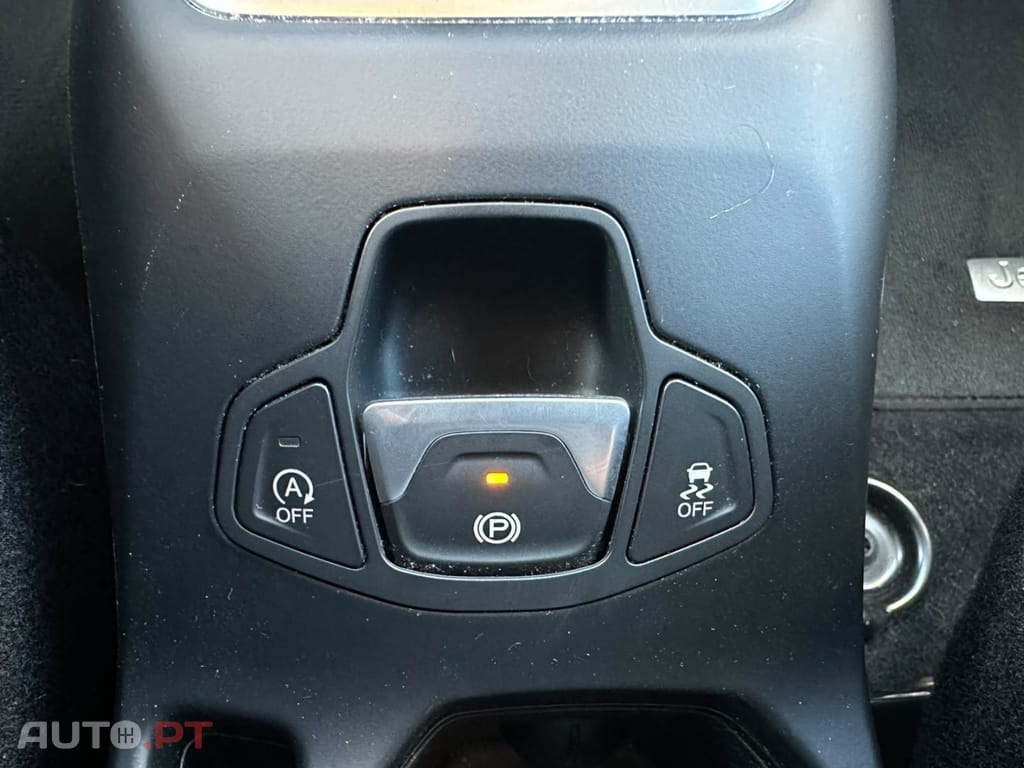 Jeep Renegade MTX Black Star