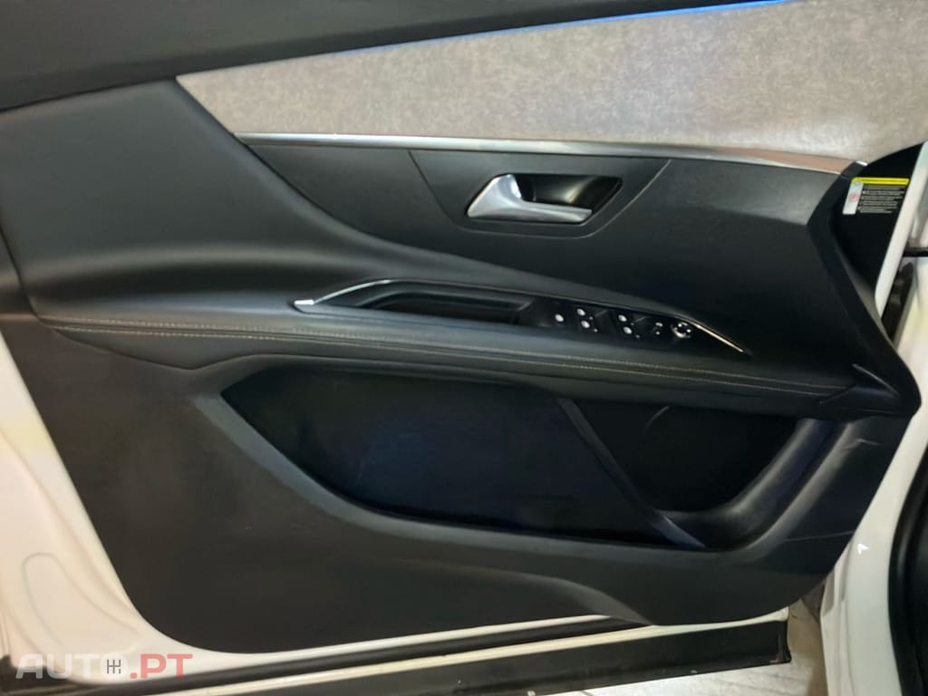 Peugeot 3008 1.5 BlueHDi GT Line EAT8