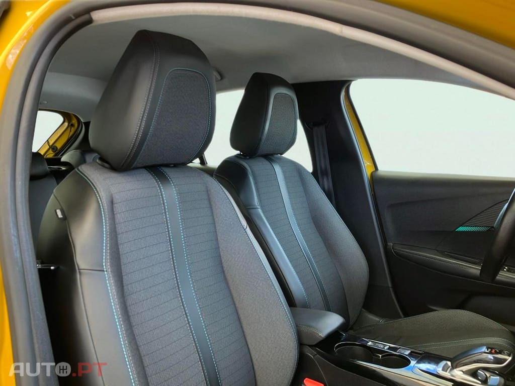 Peugeot E-208 Allure