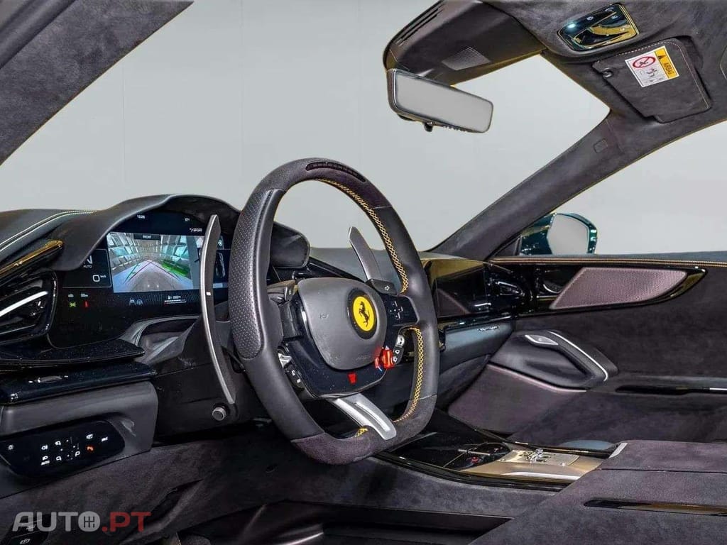 Ferrari Purosangue CARBON 