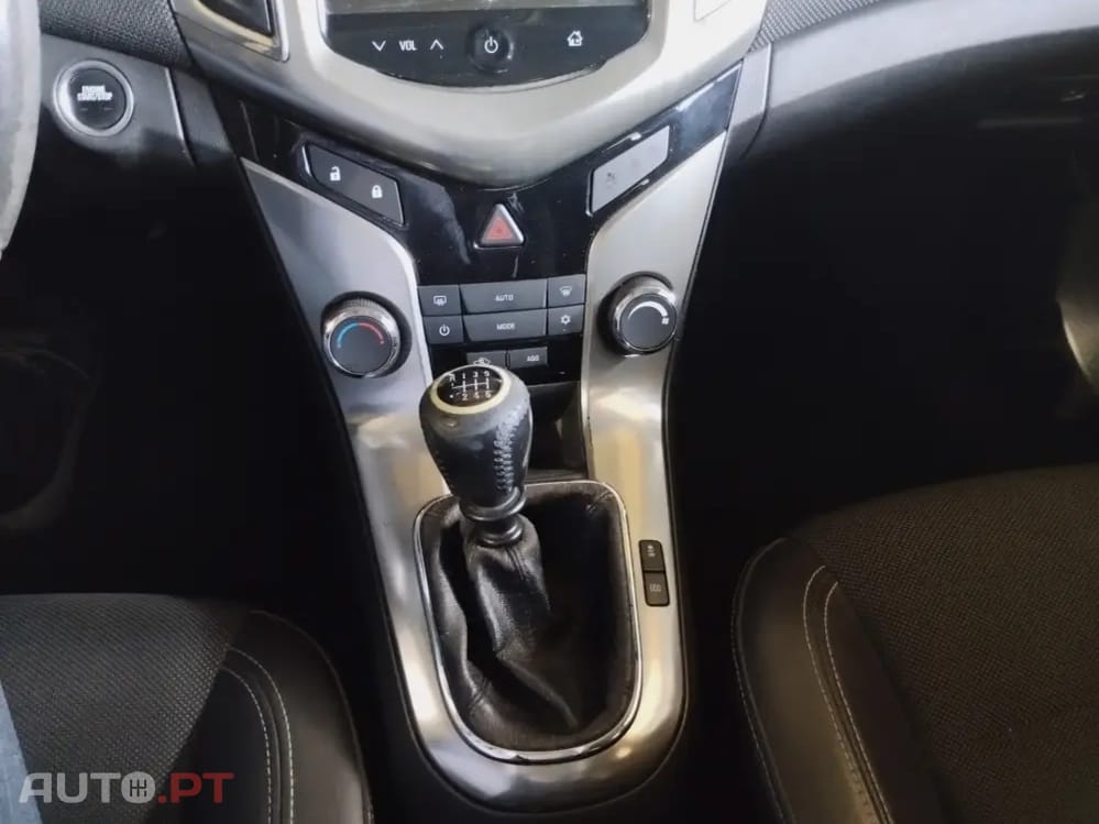 Chevrolet Cruze 1.7 VCDi LT