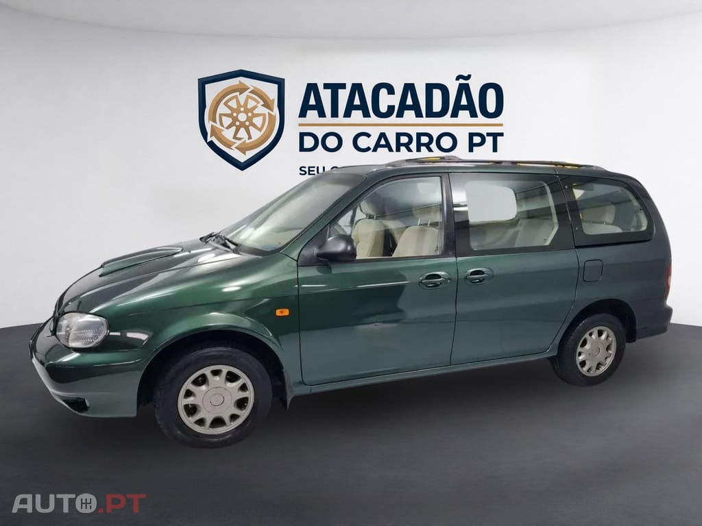 Kia Carnival LS