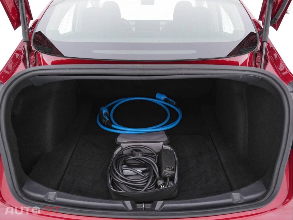 Tesla Model 3 Performance AWD