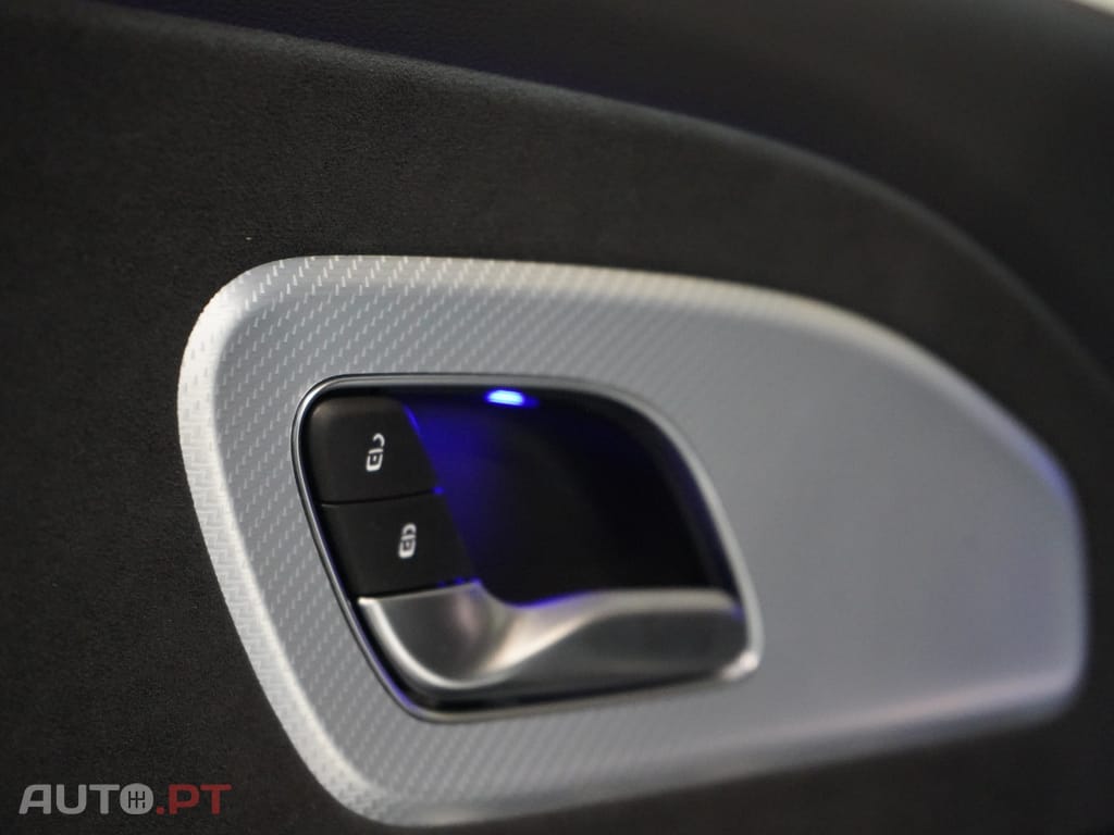 Mercedes-Benz CLA 250 com tecnologia EQ
