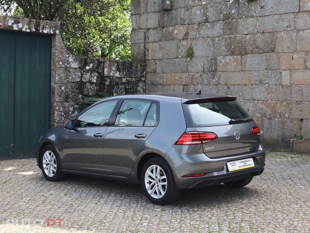 Volkswagen Golf 1.6 TDI Confortline