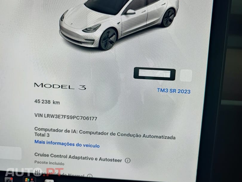 Tesla Model 3 Tração Traseira