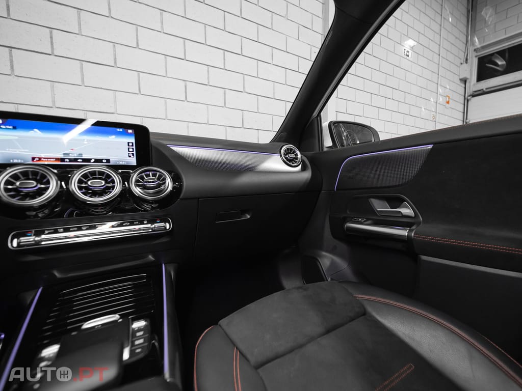 Mercedes-Benz EQA 250 AMG Line