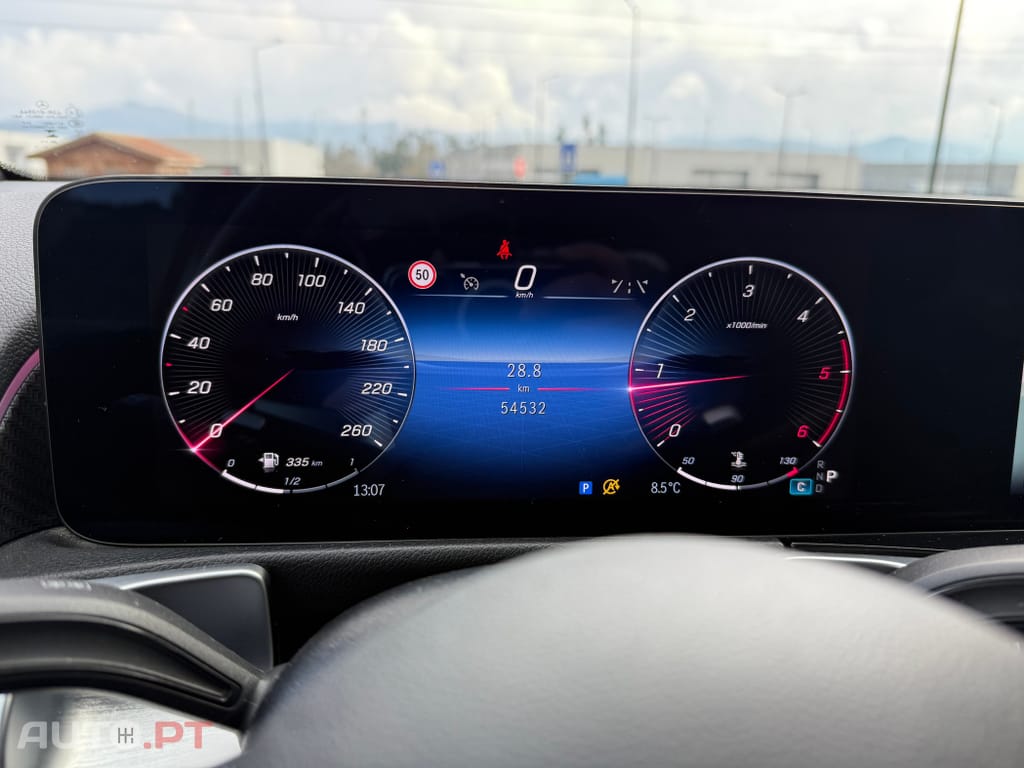 Mercedes-Benz GLB 180 d AMG Line