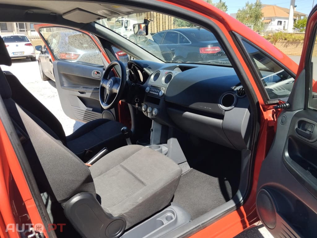 Mitsubishi Colt cz3 van