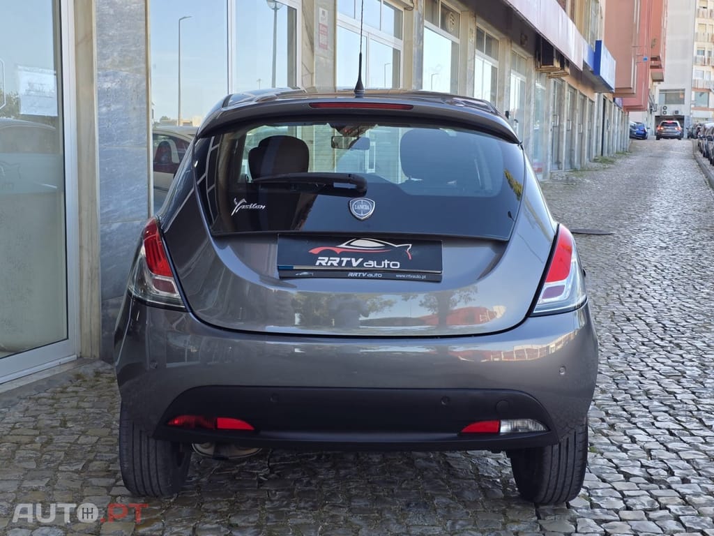 Lancia Ypsilon 1.3 M-jet S&S Platinum