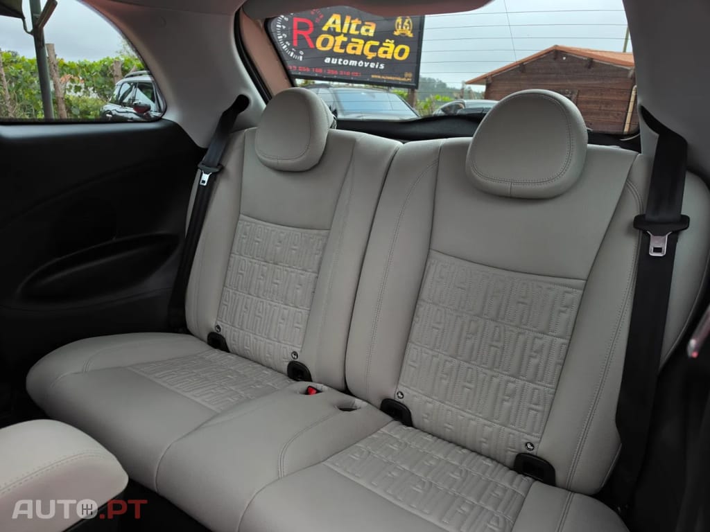 Fiat 500e La Prima