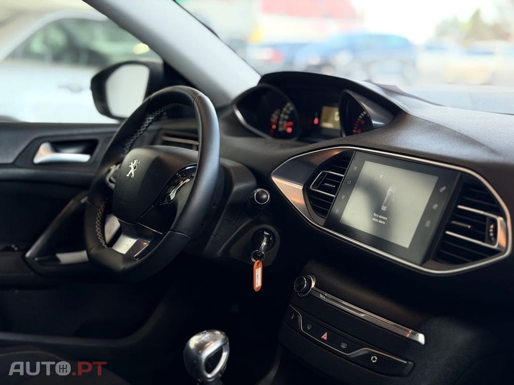 Peugeot 308 SW e-HDi 115 Stop & Start Active