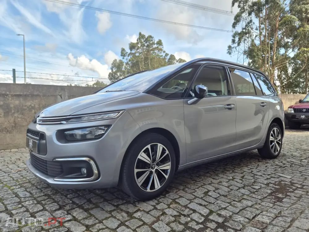 Citroen C4 SpaceTourer BlueHDi 130 Stop&Start SHINE
