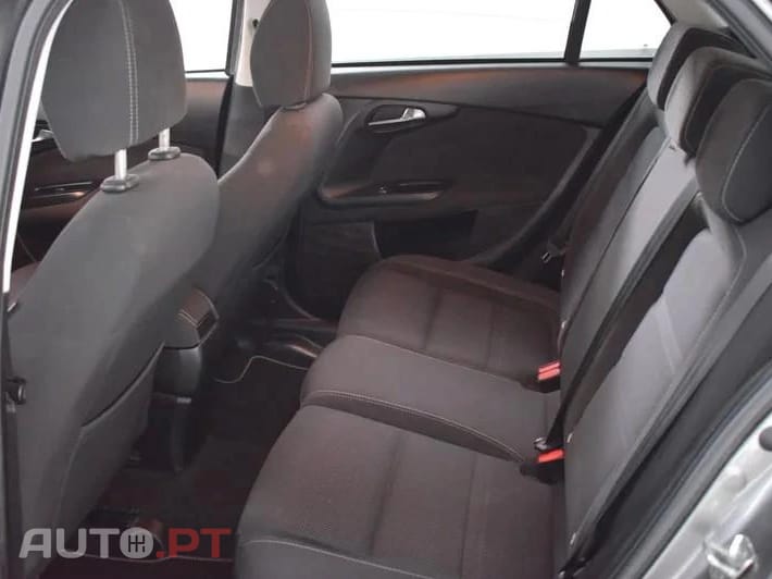 Fiat Tipo 1.3 M-Jet Lounge