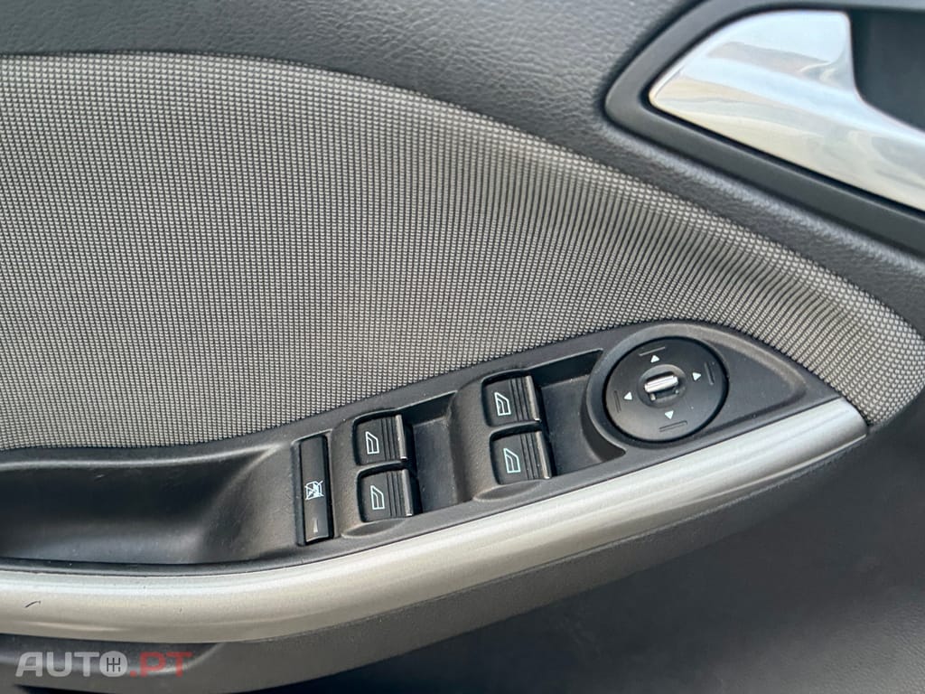 Ford Focus SW 1.6 TDCi Titanium