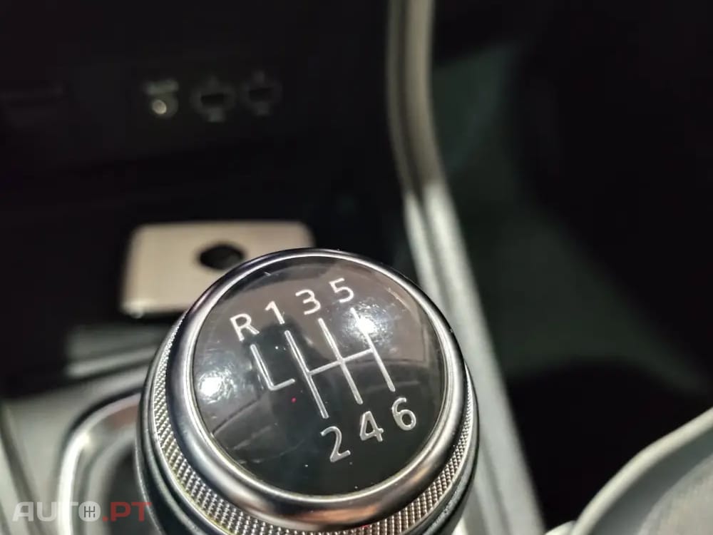 Renault Captur 1.0 TCe Techno Bi-Fuel