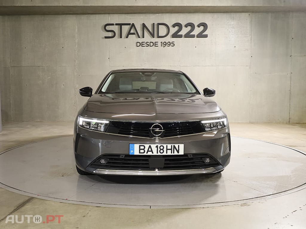 Opel Astra 1.2 T Elegance