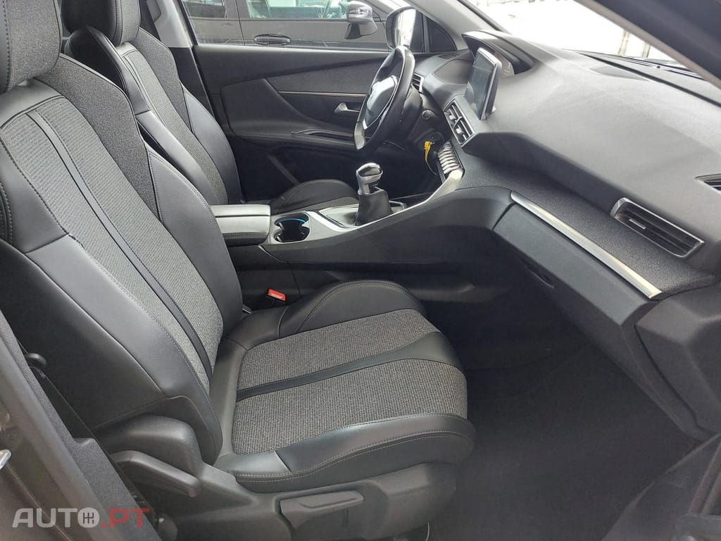 Peugeot 3008 1.5 BlueHDi Allure