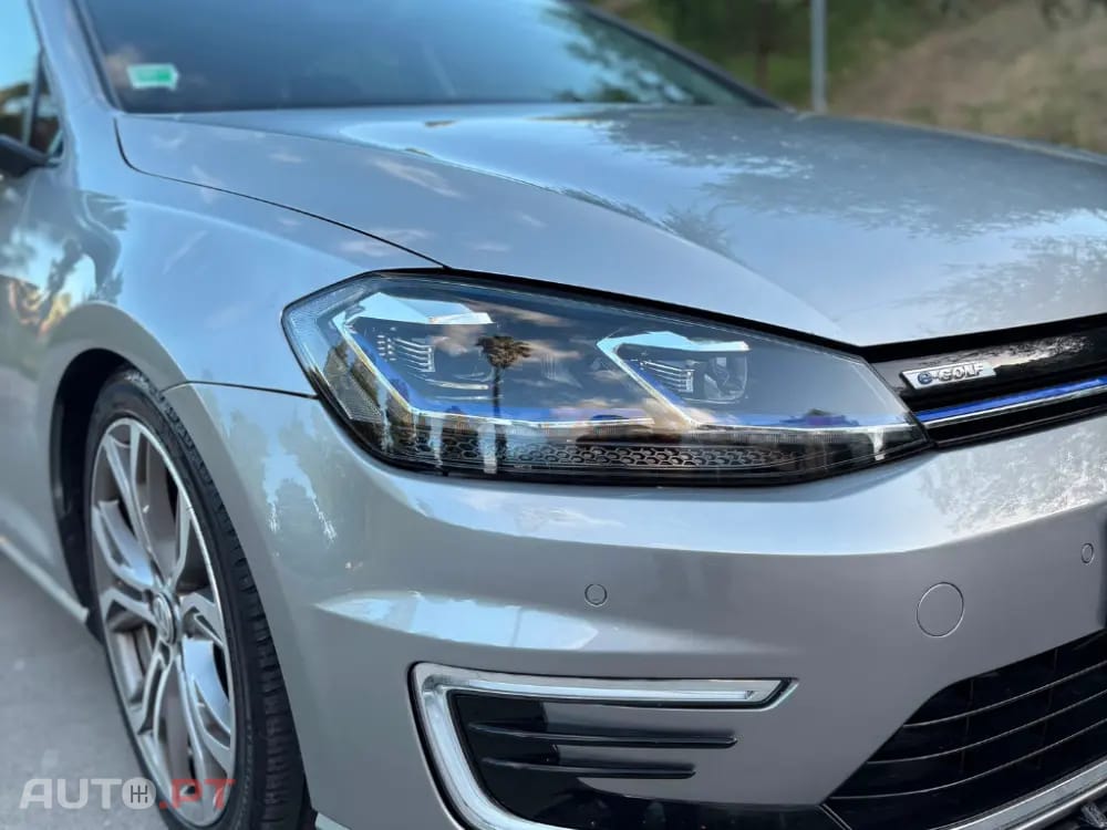 Volkswagen e-Golf AC/DC