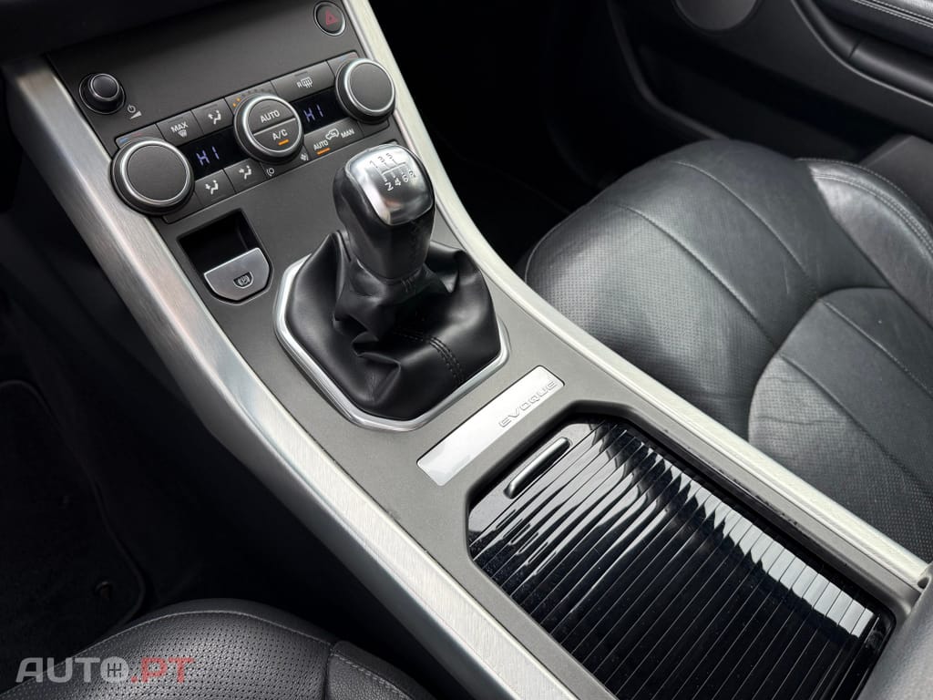 Land Rover Evoque 2.0 eD4 SE Dynamic