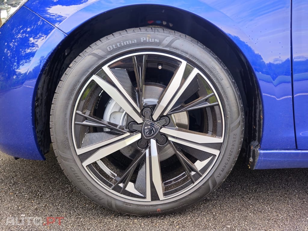Peugeot 308 Blue-HDi Business