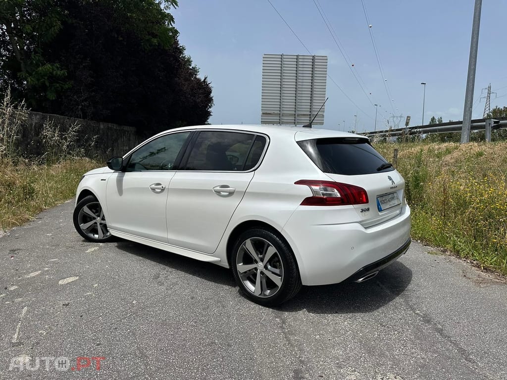 Peugeot 308 1.2 PureTech GT EAT8