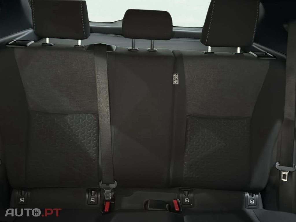 Toyota Yaris Cross 1.5 HDF Square Collection