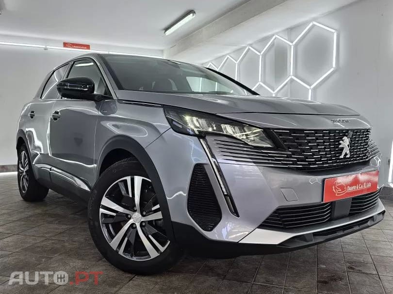 Peugeot 3008 1.6 Hybrid Allure e-EAT8