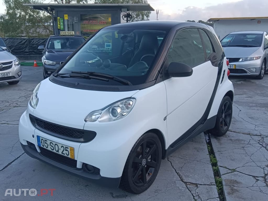 Smart ForTwo Outro